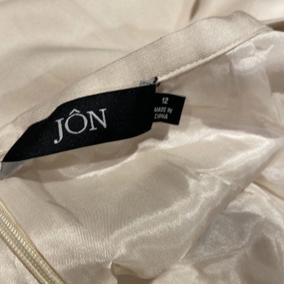 Beautiful Silk Skirt - Picture 6 of 10